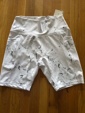 BuffBunny White Marble Print High-Waist Bike Shorts